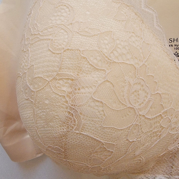 Shecurve Women's Wireless Shaping Cream Lace Front Bra Pluz Size 4X - Picture 3 of 5